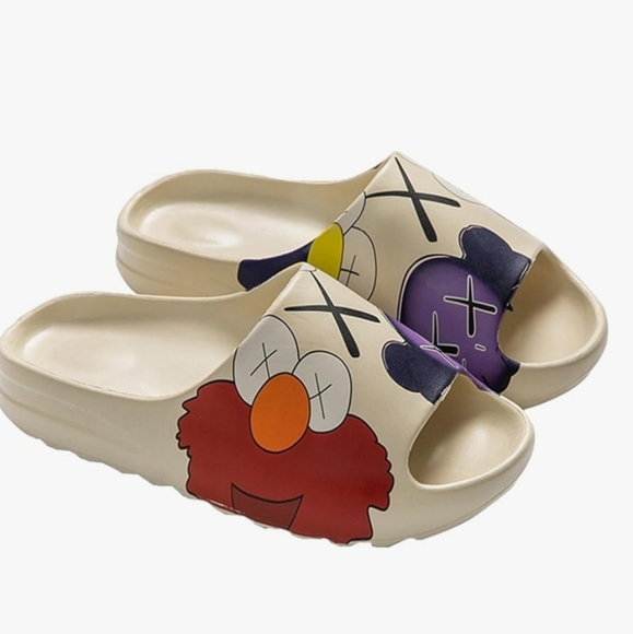 UnisexThick Soft Slides Slippers,Beach Shoes Water Shoes Non-Slip Indoor/outdoor - Picture 1 of 9